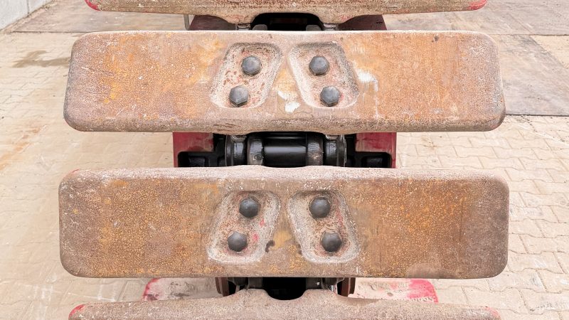 detail platen